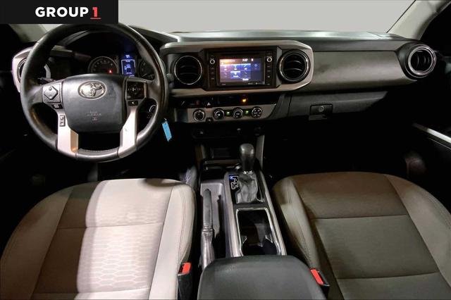 Certified Used 2017 SILVER ME Toyota  image 16