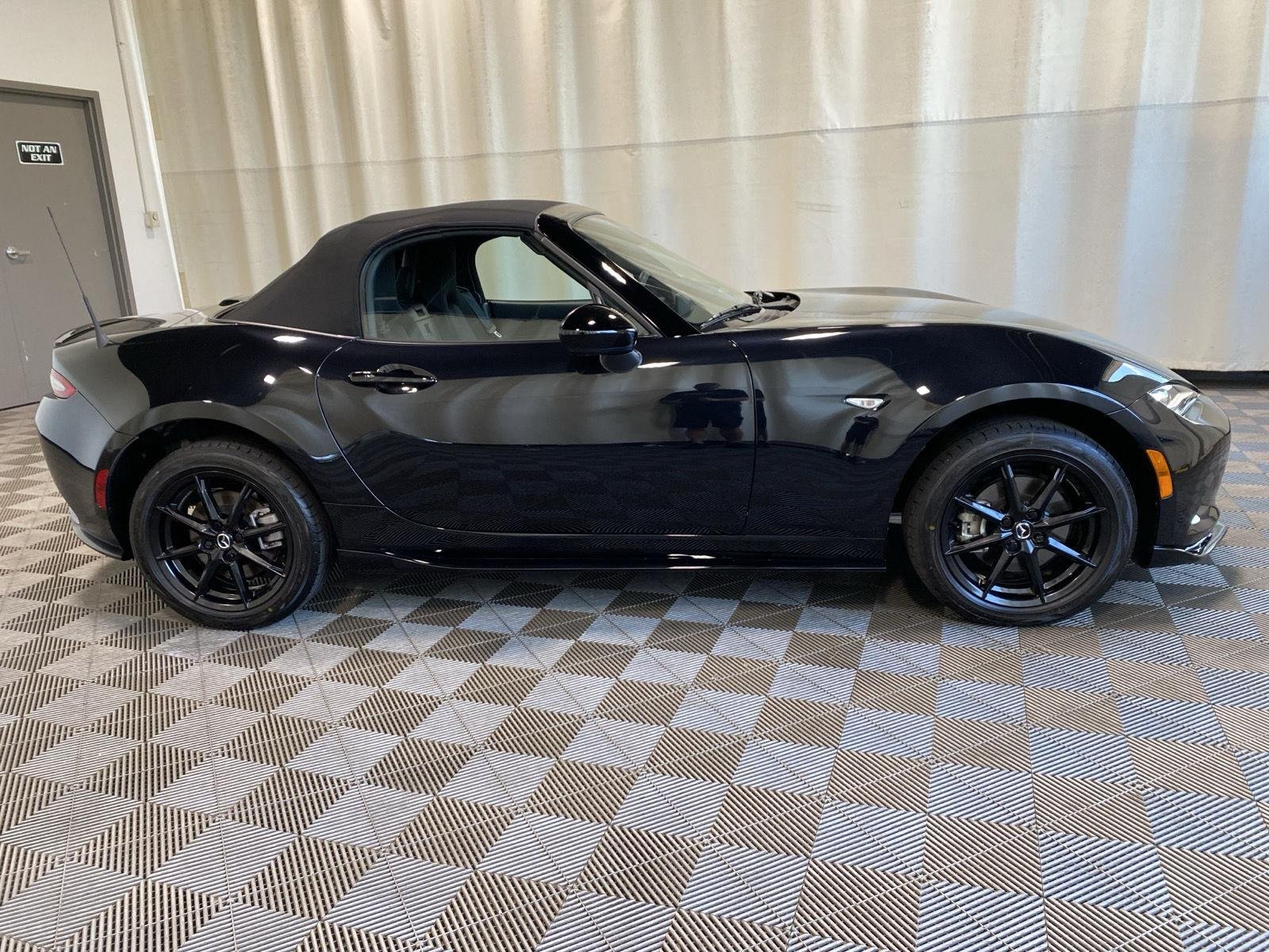 Certified Used 2025 Jet Black Mica Mazda Sport image 8