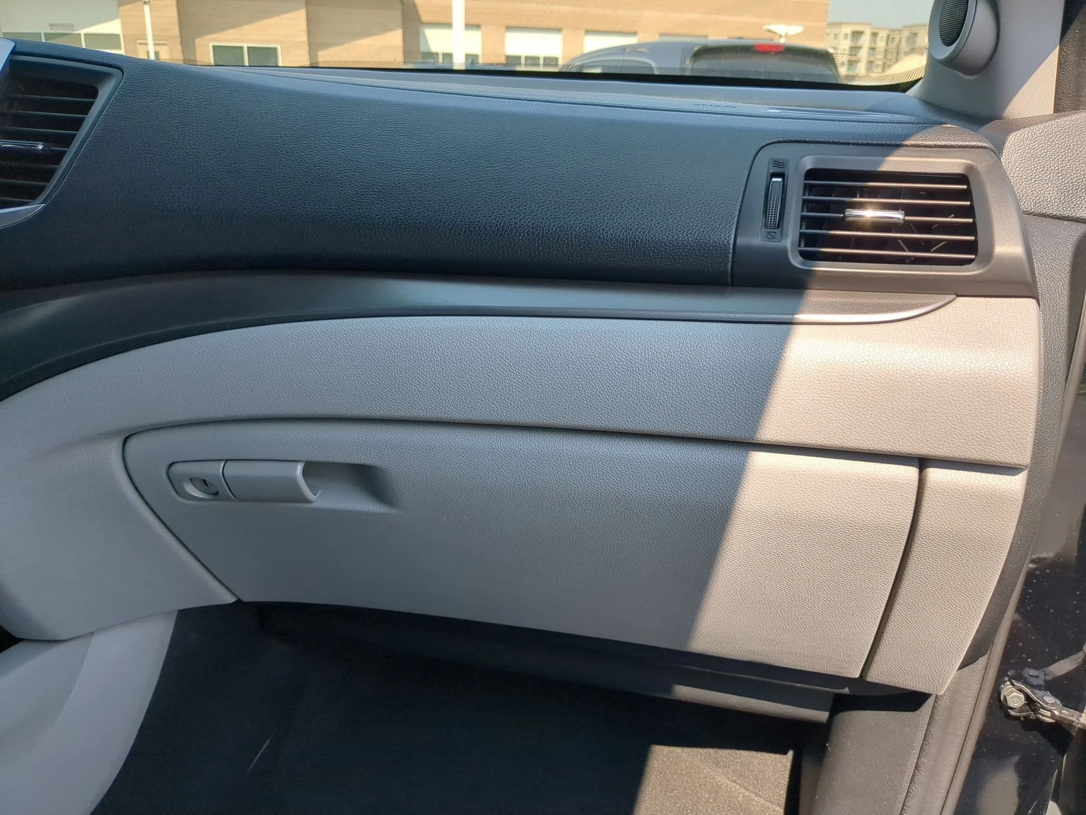 Used 2017 Modern Steel Metallic Honda EX-L image 29