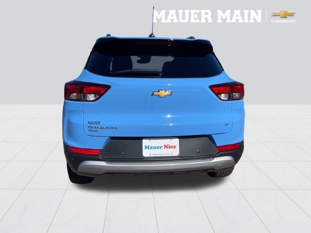 Certified Used 2024 Fountain Blue Chevrolet LT image 4