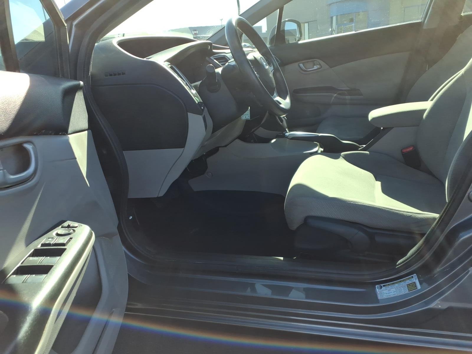 2013 Honda Civic LX - Photo 16