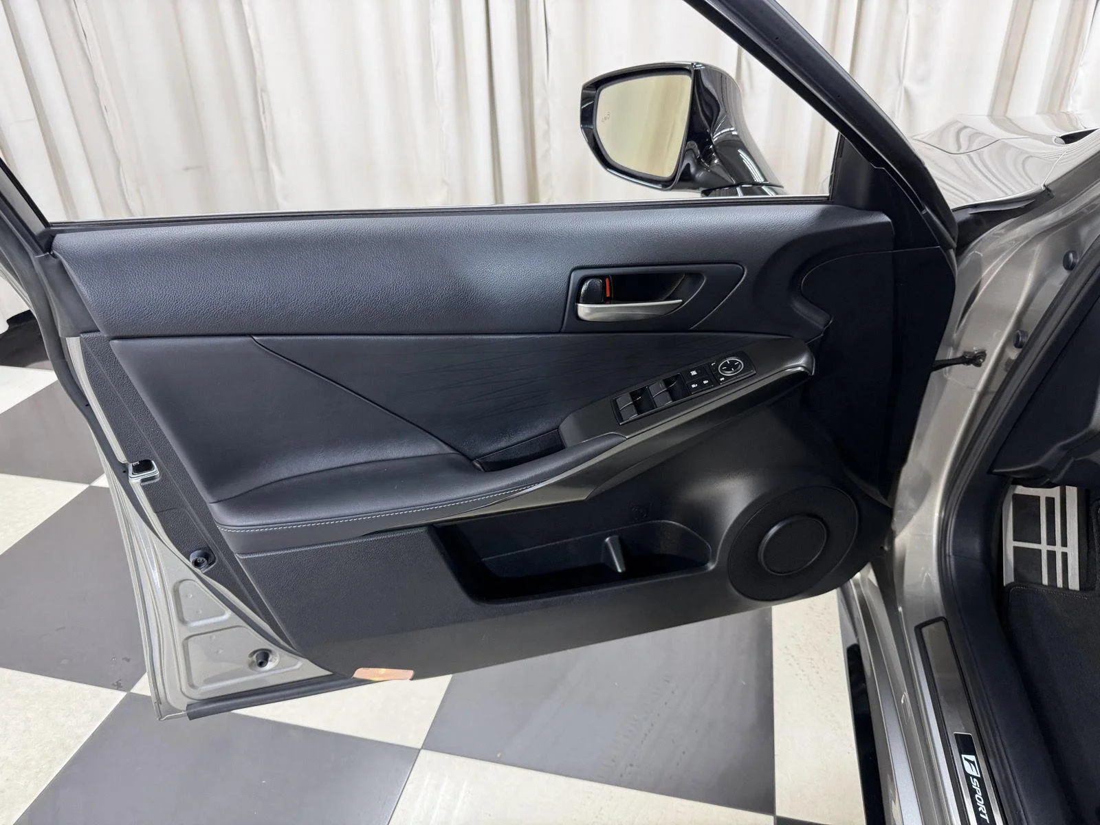 Used 2022 Silver Lexus 350 F SPORT image 27