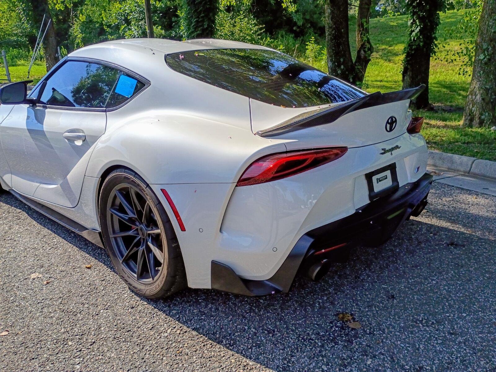Used 2020 Absolute Zero Toyota 3.0 Premium image 2