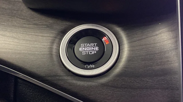 Used 2024 Silver Jeep 4xe image 40