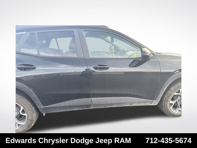 Used 2024 Black Chevrolet LT image 18