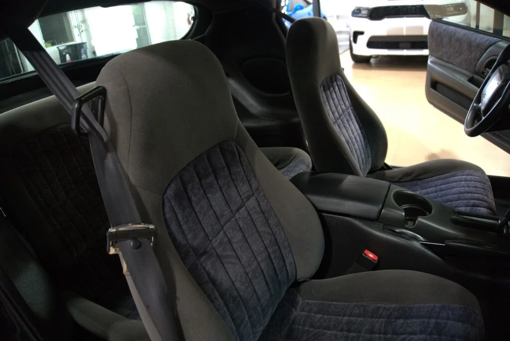 Used 2001  Chevrolet Base image 51