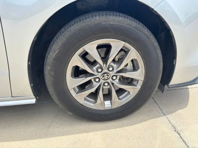 Used 2023 Silver Toyota XLE image 15
