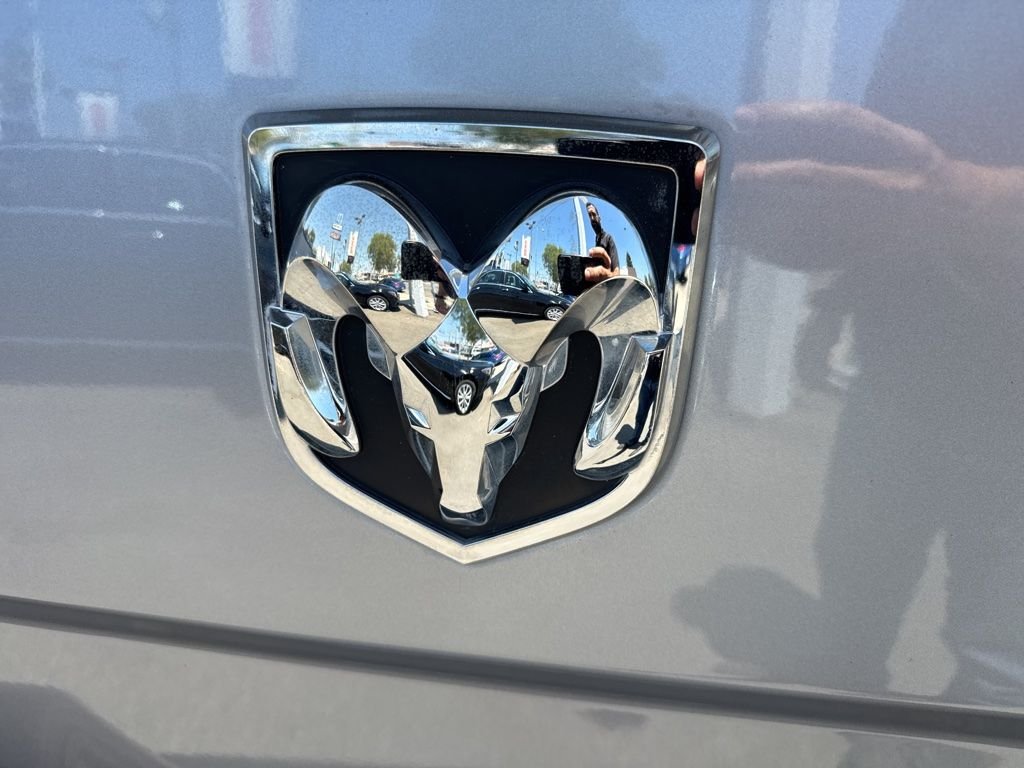 Used 2019 Silver Ram Tradesman image 6