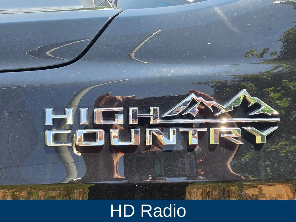 Used 2021 Black Chevrolet High Country image 6