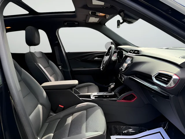 Used 2023 Black Chevrolet RS image 29