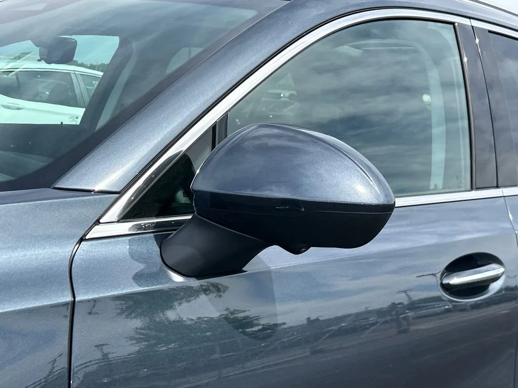 New 2026 Quartz Blue Metallic Buick Avenir image 13