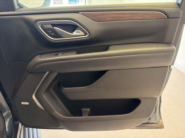Used 2021 SHADOW GRAY METALLIC Chevrolet High Country image 15