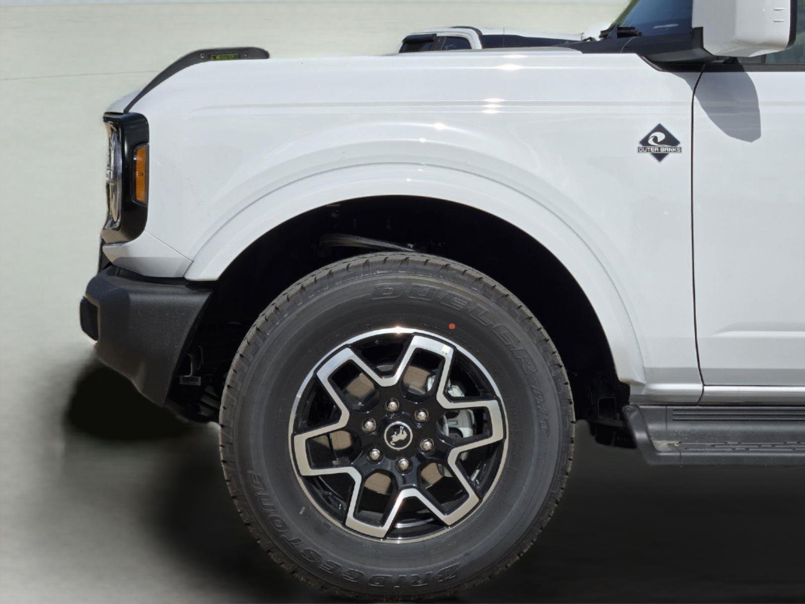 New 2026 Oxford White Ford Outer Banks® image 6
