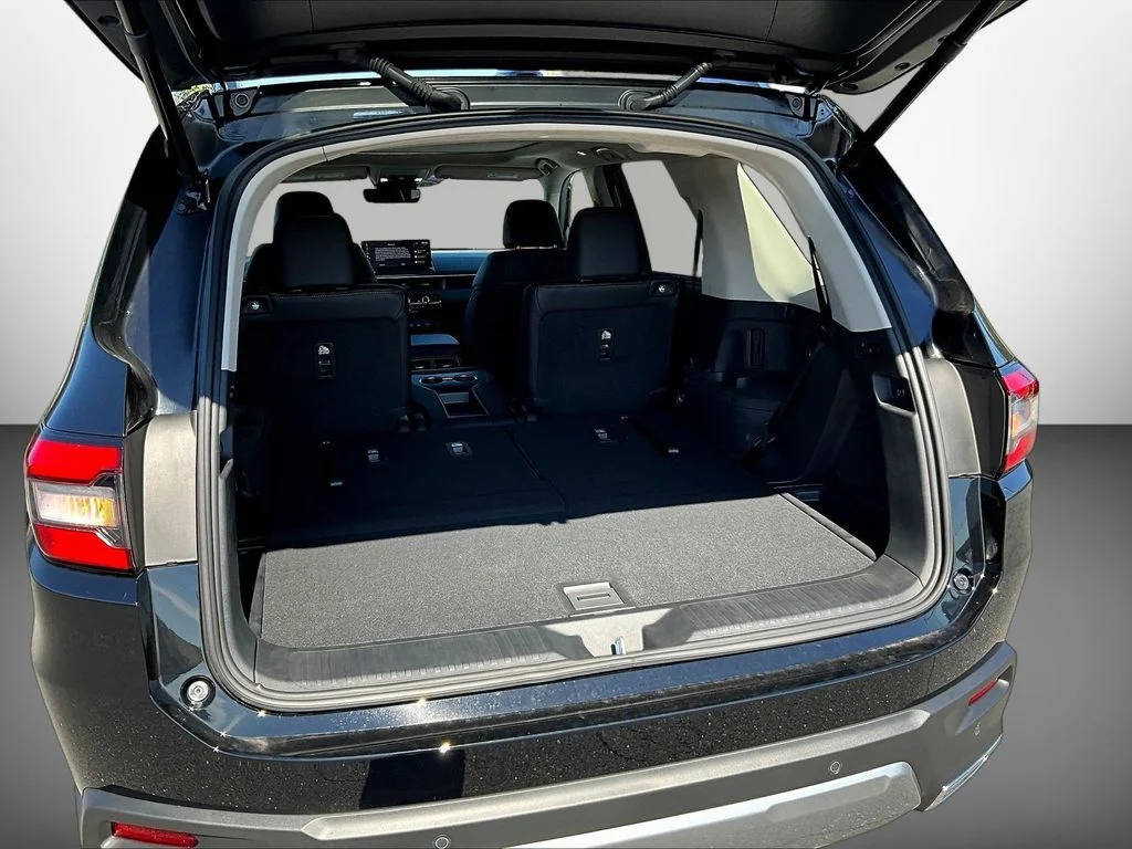 New 2026 Crystal Black Pearl Honda AWD Touring image 8
