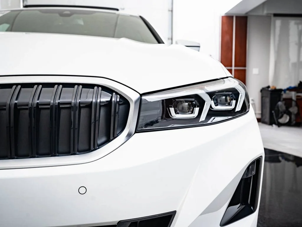 Used 2025 Alpine White BMW 330i xDrive image 15