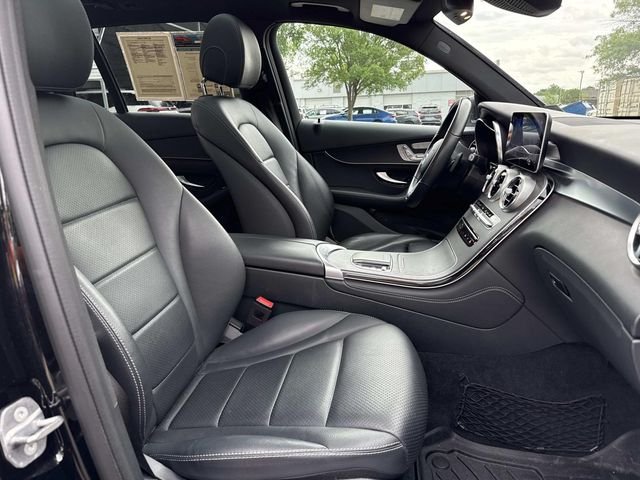 Used 2020 Black Mercedes-Benz GLC 300 image 16