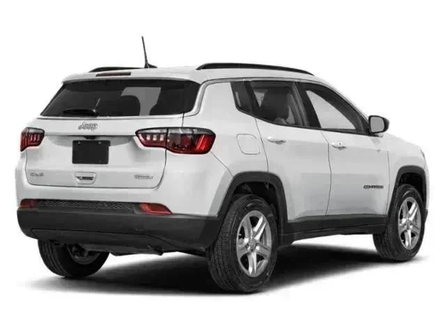 Used 2023 White Jeep Limited image 3