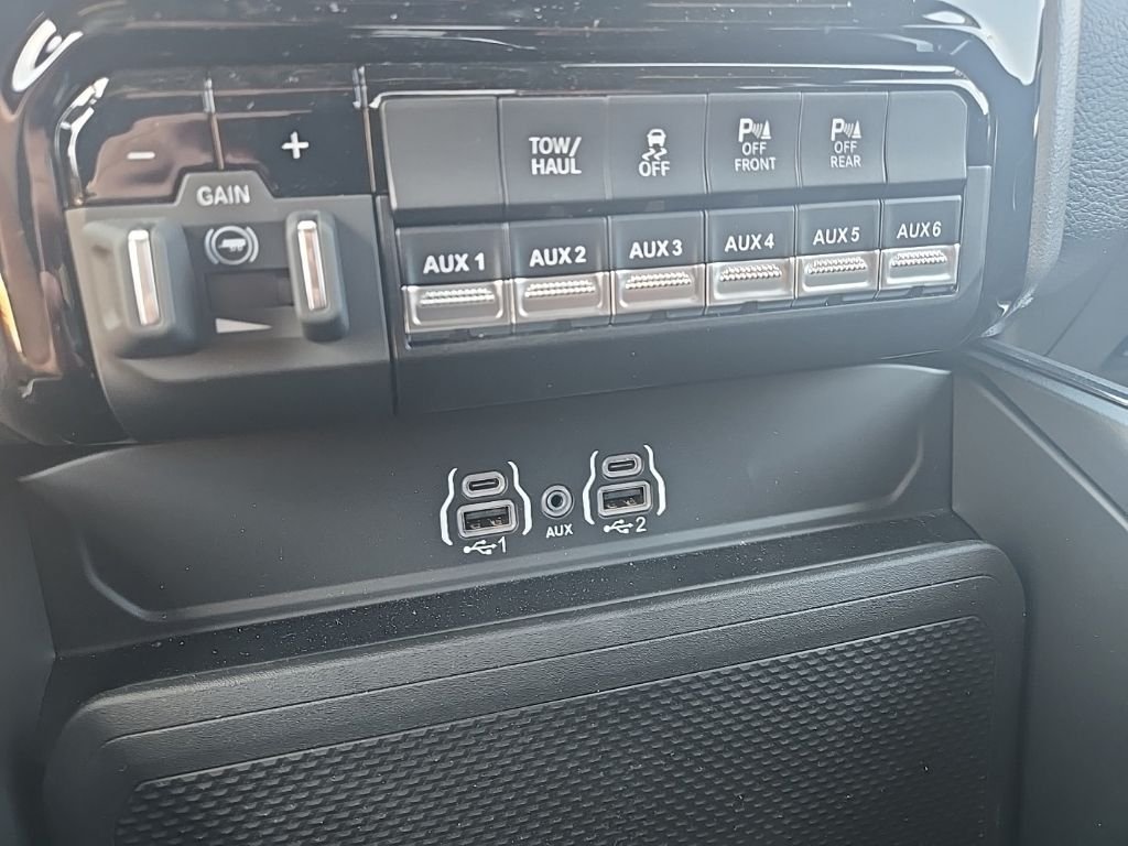 2026 RAM 2500 Big Horn - Photo 23
