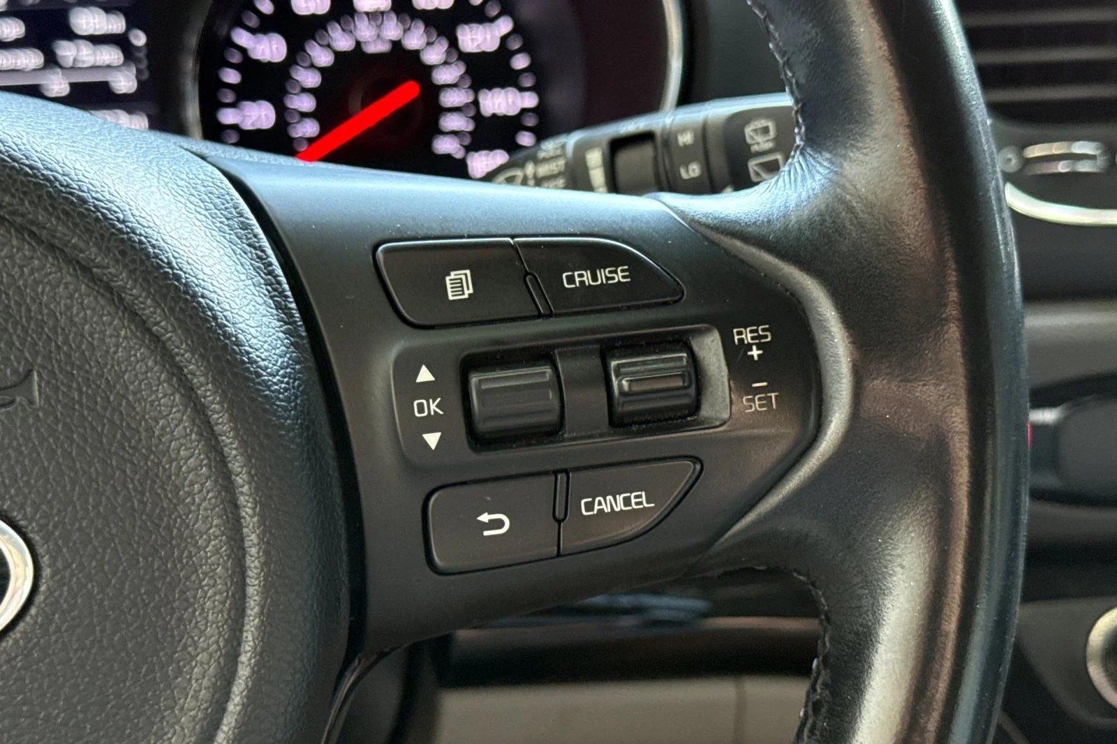 Used 2018 Black Kia LX image 27