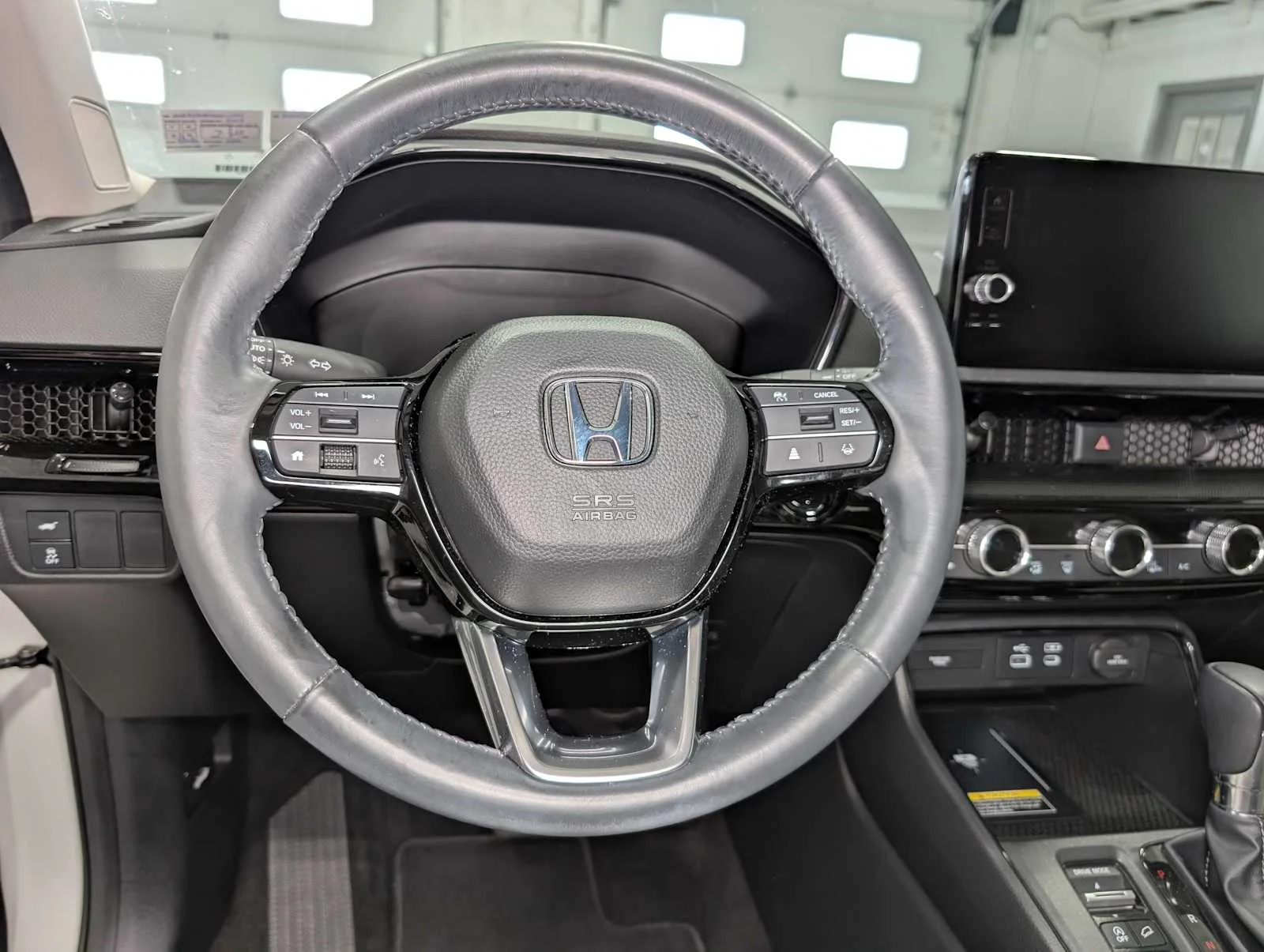 Used 2024 Platinum White Pearl Honda EX-L image 35
