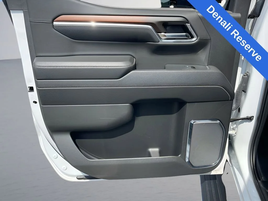 Used 2024 Summit White GMC Denali image 34
