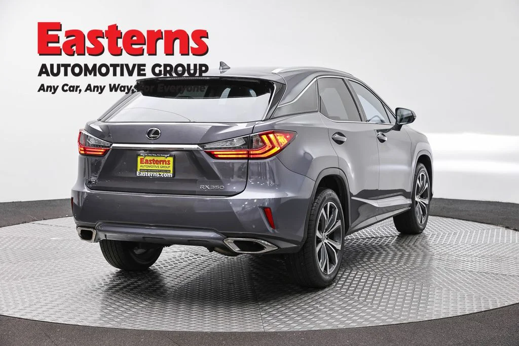 Used 2016 Gray Lexus 350 image 5
