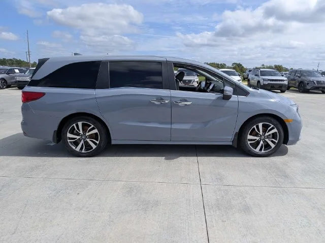 Used 2024 Gray Honda Touring image 3