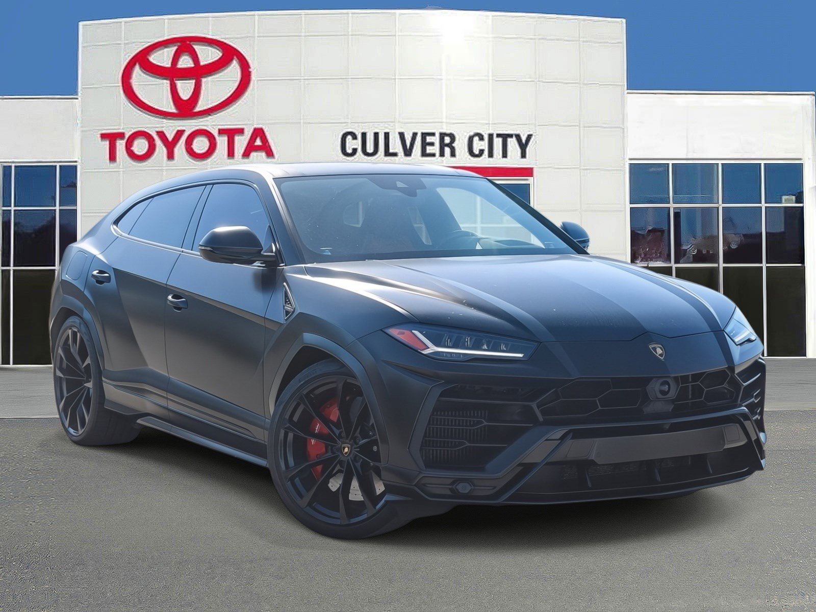 2021 Lamborghini Urus 4.0 V8's photo