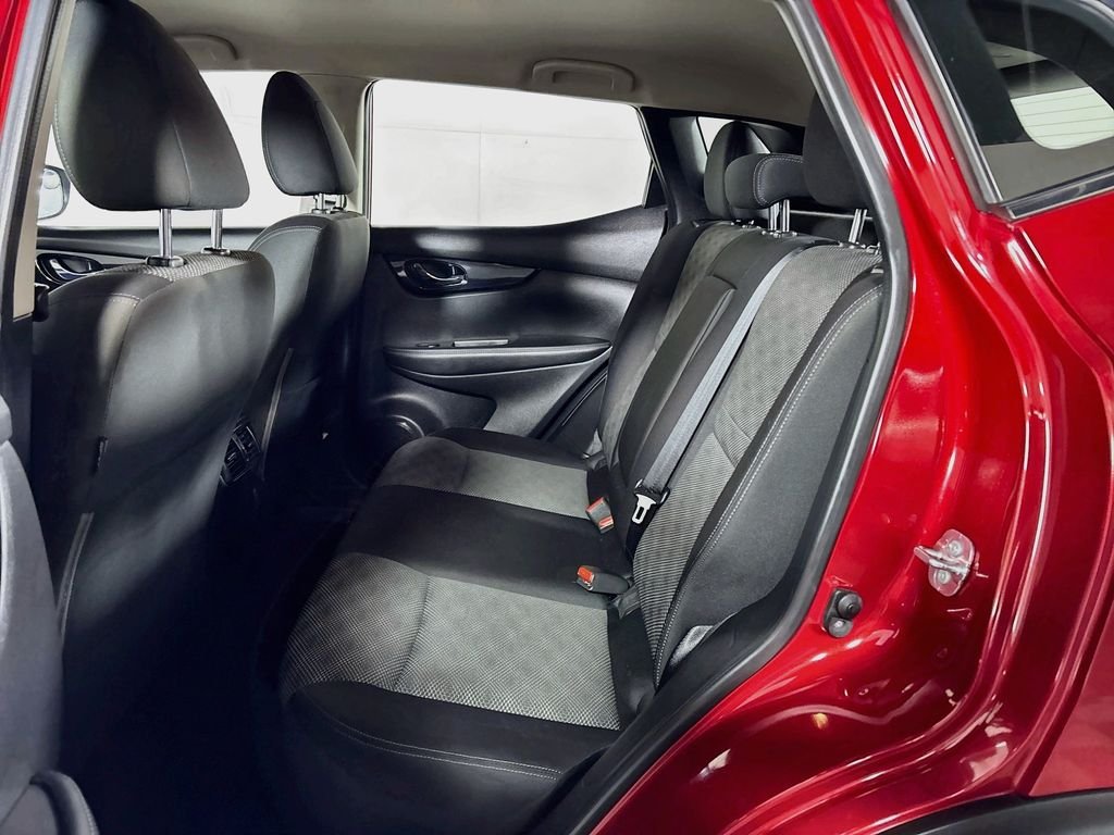 Used 2017 Red Nissan SV image 19