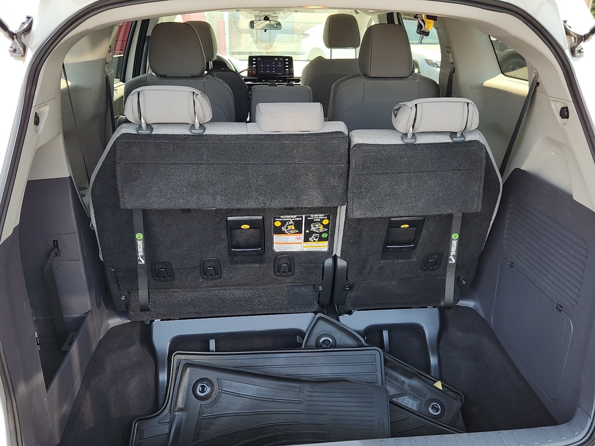 Certified Used 2022 White Toyota LE image 27