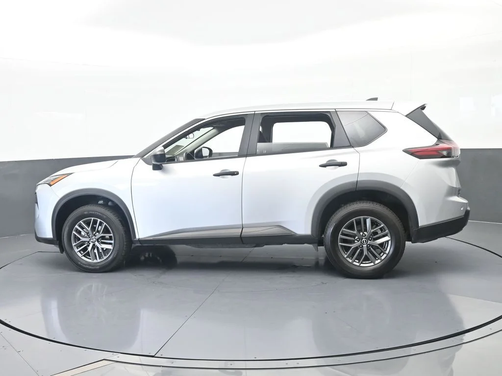 Used 2024 Nissan Rogue S with VIN 5N1BT3AAXRC704609 for sale in Miami Lakes, FL