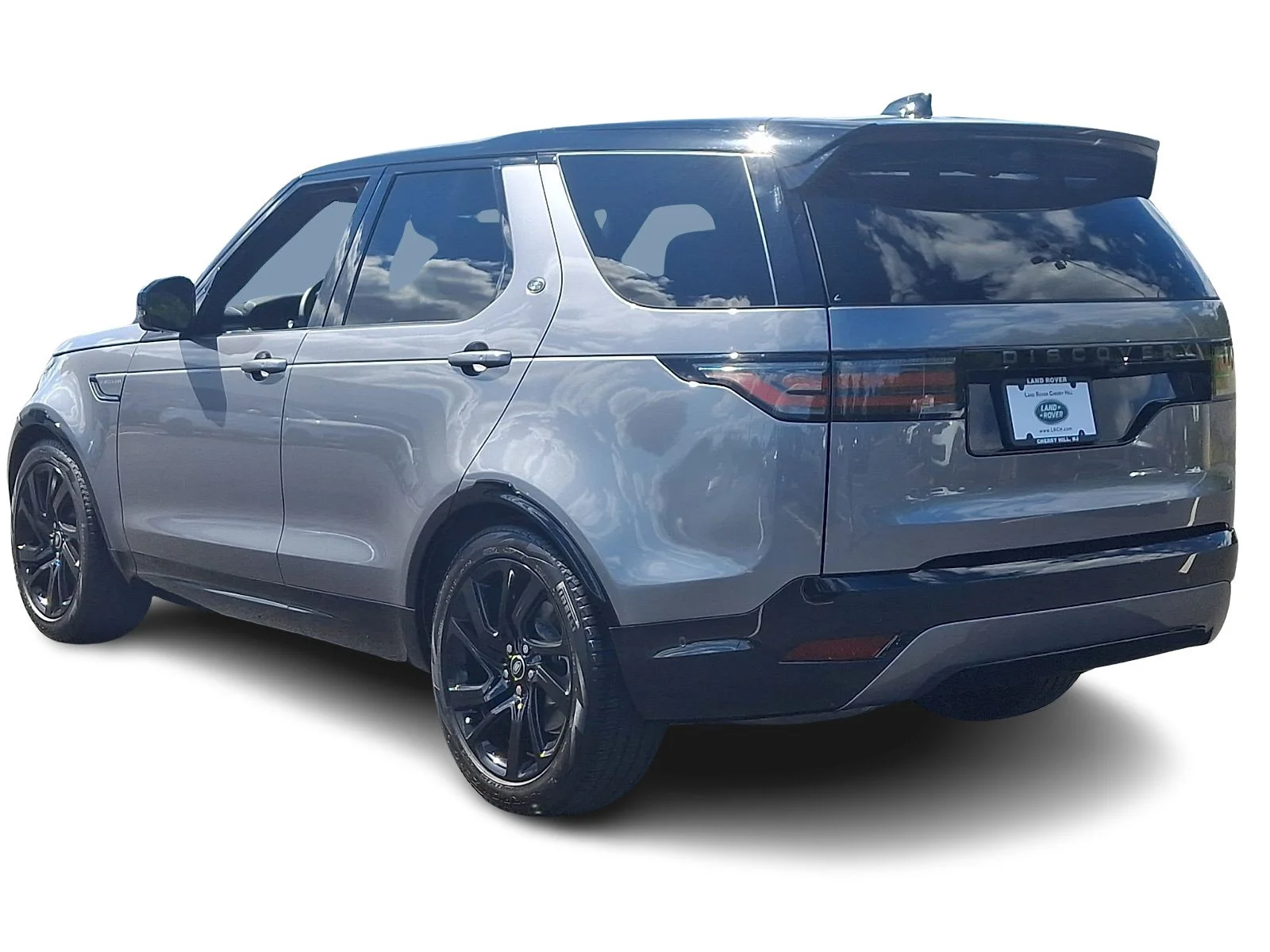 Used 2025 Gray Land Rover Dynamic SE image 7