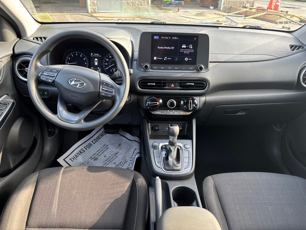 Used 2022 Silver Hyundai SEL image 17