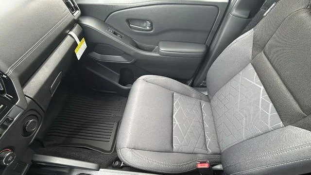 2026 Nissan Frontier SV - Photo 12
