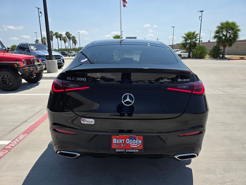New 2027 Black Mercedes-Benz GLC 300 image 6