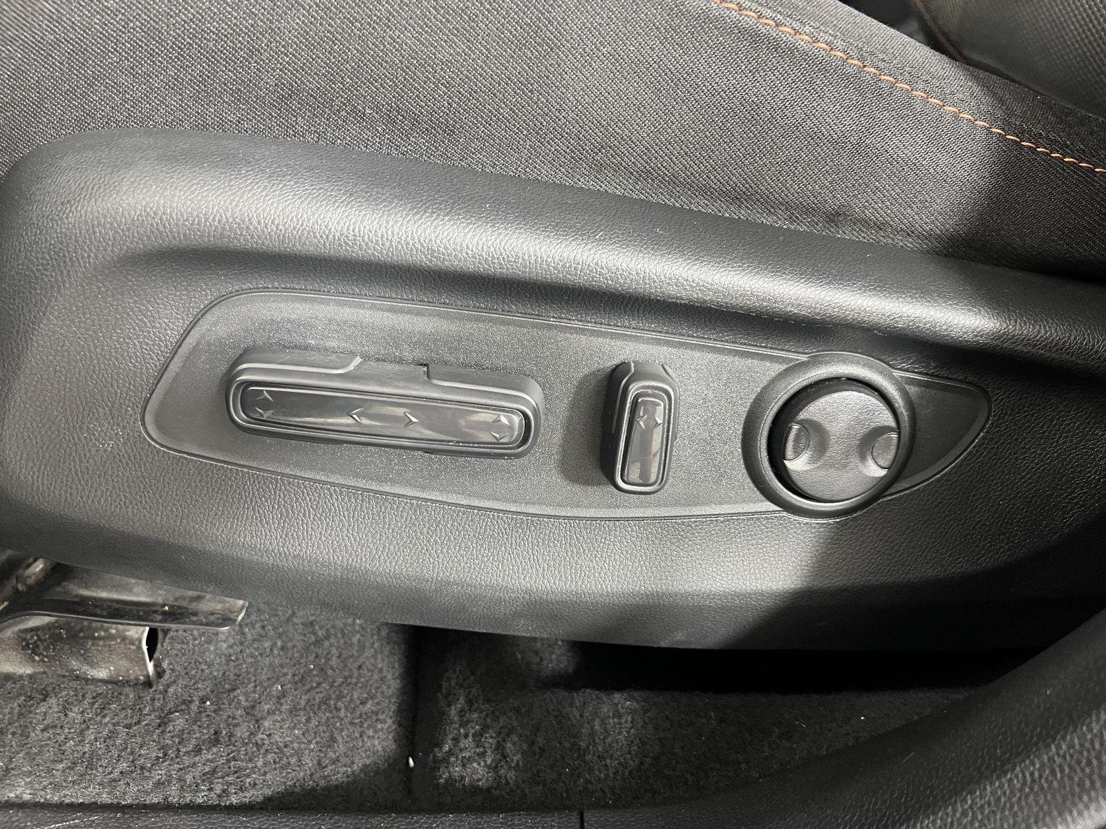 Used 2024 Lunar Silver Metallic Honda Sport image 13
