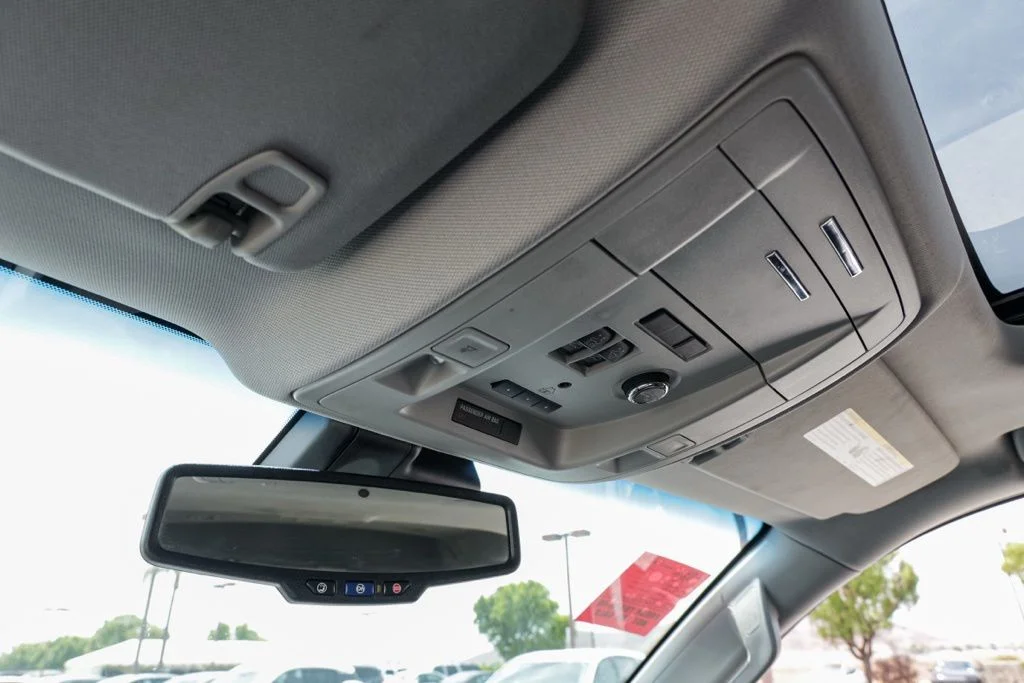 Used 2020 Black GMC SLT image 36