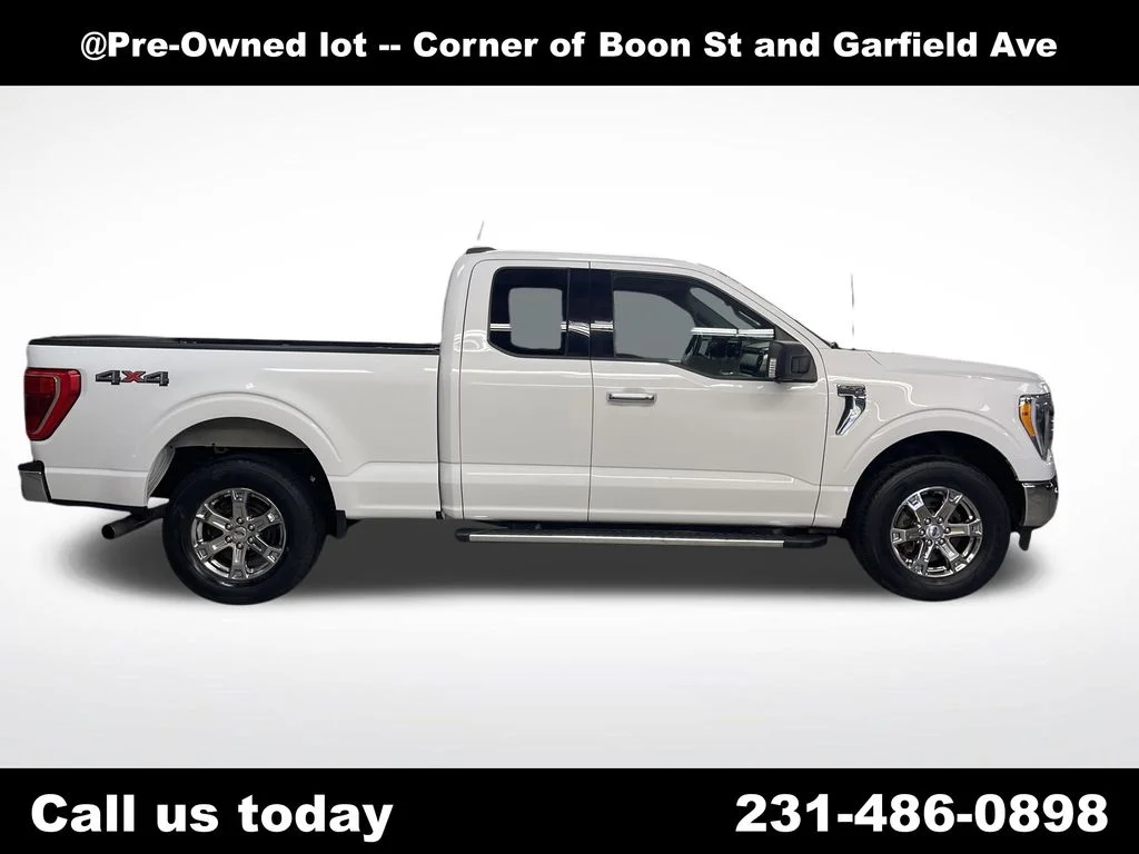 Used 2021 White Ford XLT image 10
