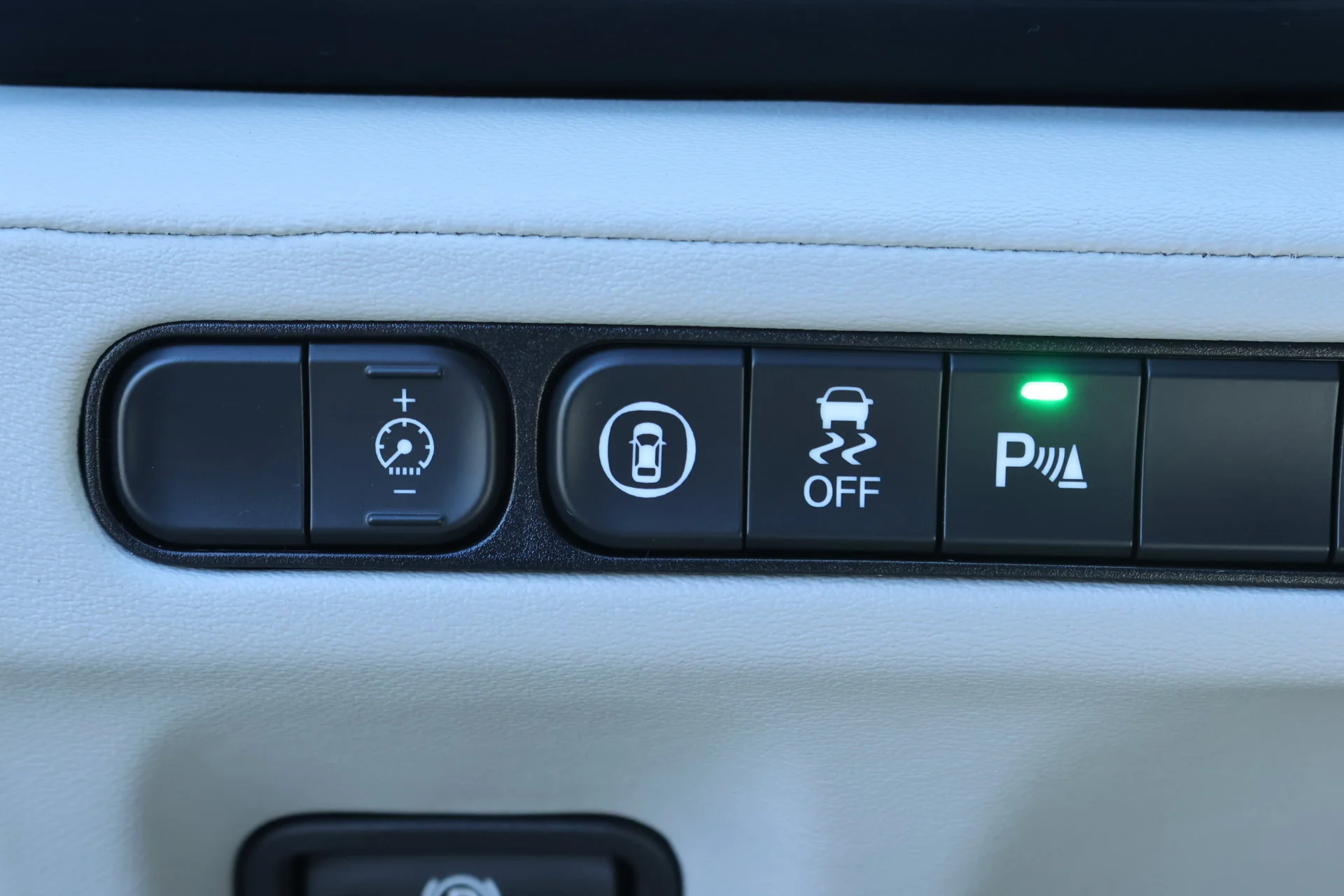 Certified Used 2026 Solar Silver Metallic Acura with Technology Package image 18