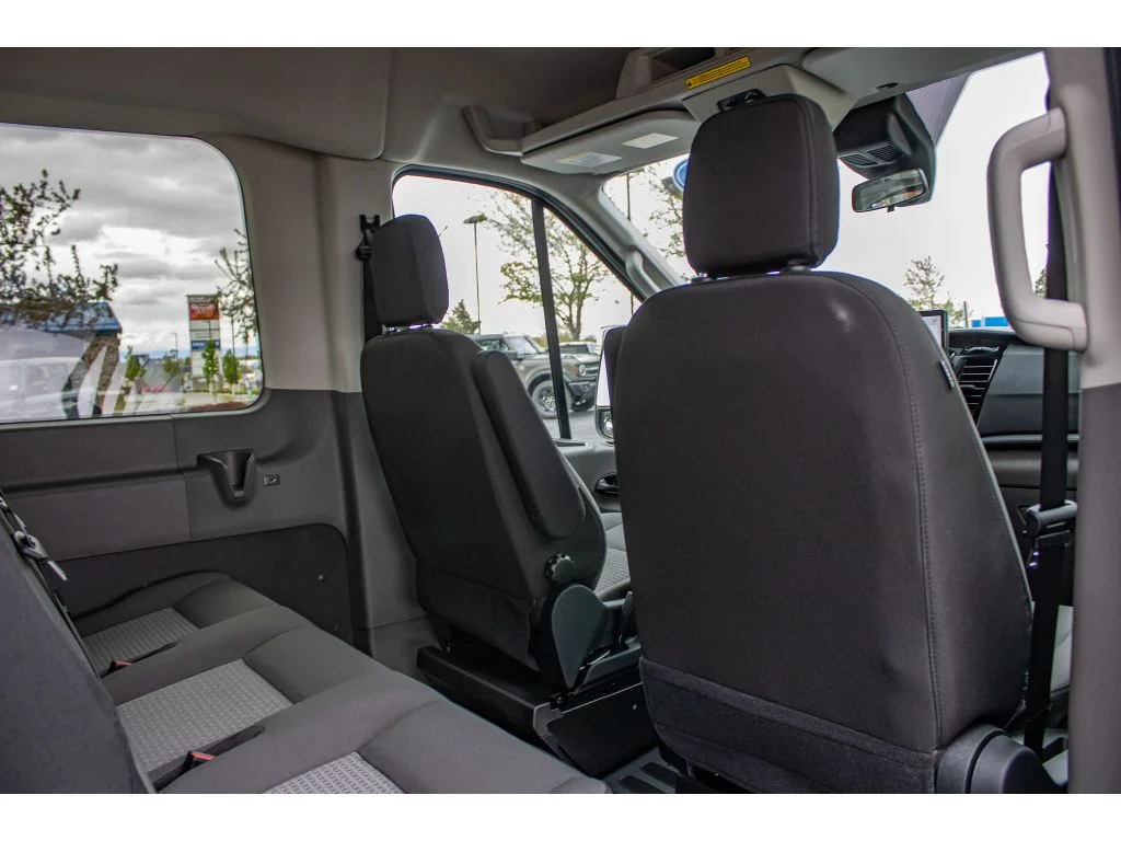 New 2026 OXFORD WHITE Ford XLT image 15