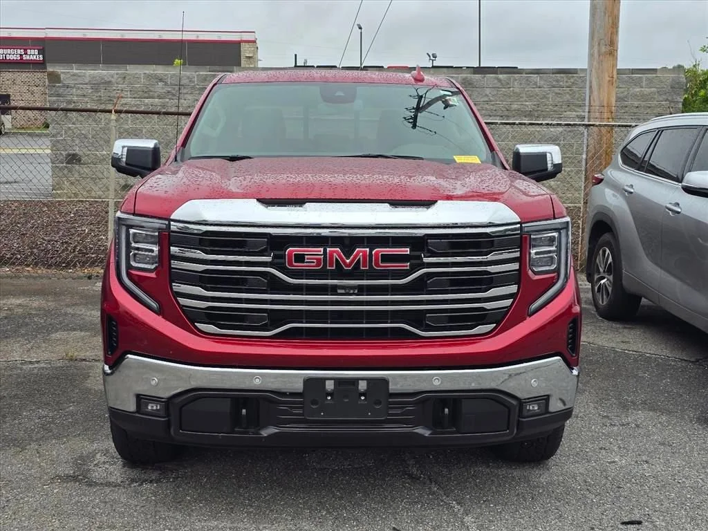 Used 2026 Volcanic Red Tintcoat GMC SLT image 8