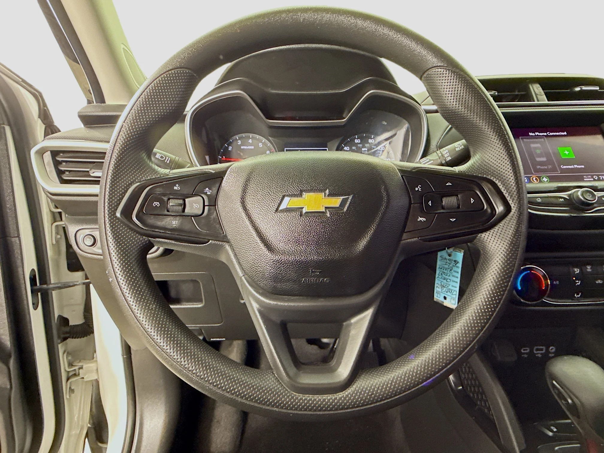 Used 2023 Summit White Chevrolet LS image 13