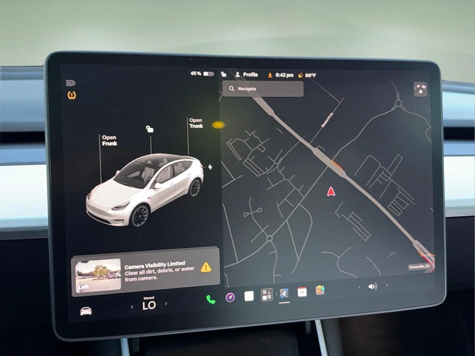 Used 2020  Tesla Long Range image 32