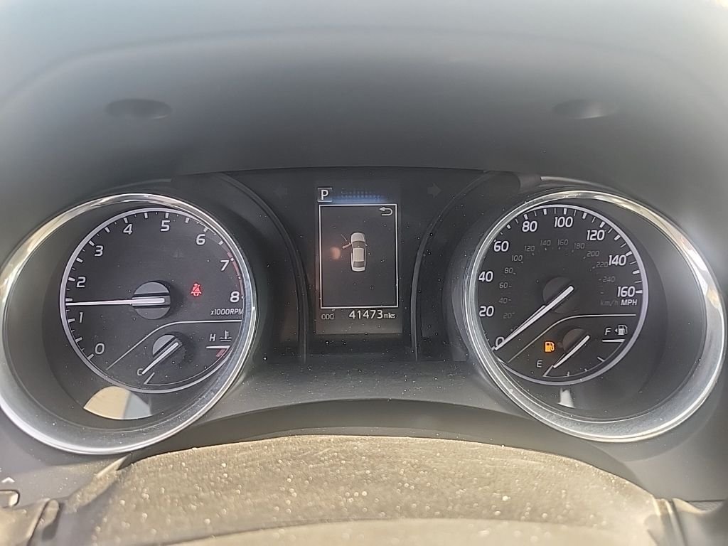 Used 2019 Silver Toyota SE image 21