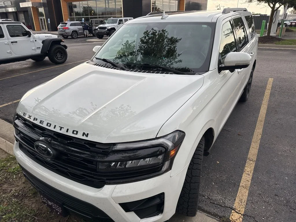 2023 Ford Expedition Limited MAX 4x4's photo
