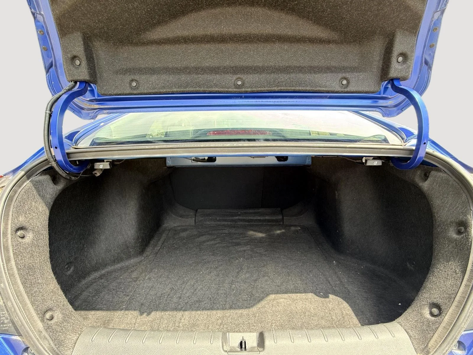 Used 2018 Aegean Blue Metallic Honda EX-L image 28