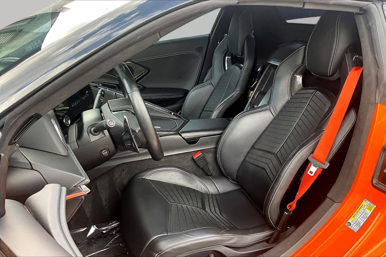 Used 2023 Amplify Orange Tintcoat Chevrolet 3LT image 8