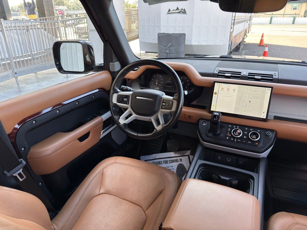 2023 Land Rover Defender SE - Photo 38