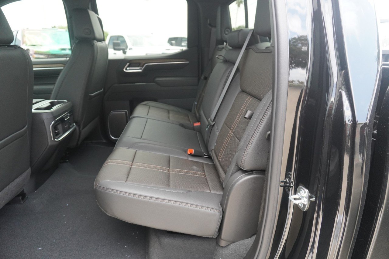 2026 Chevrolet Silverado 1500 High Country - Photo 26