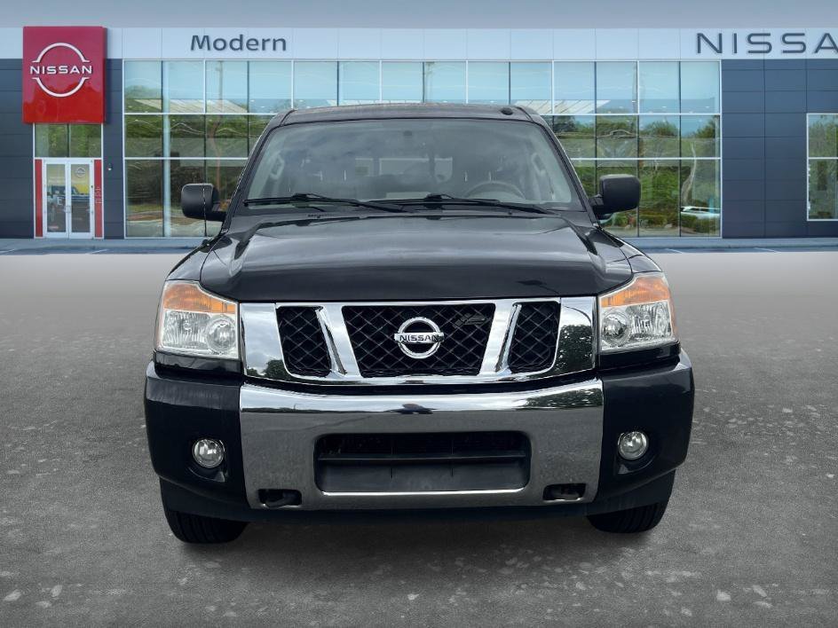 Used 2014 Galaxy Black Metallic Nissan SV image 2